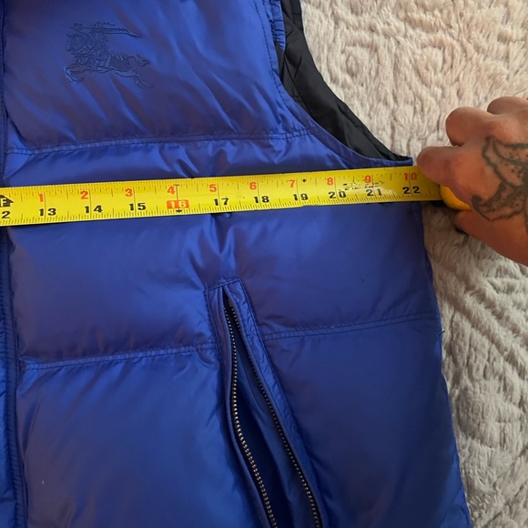 Burberry vest - Picture 6 of 9